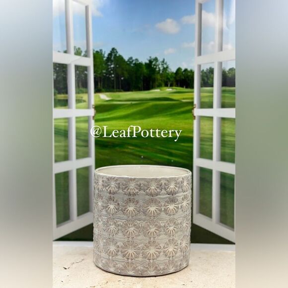 Village Flower (MD) Gray/ Tan Ceramic Planter Pot without drainage hole - Picture 7 of 10